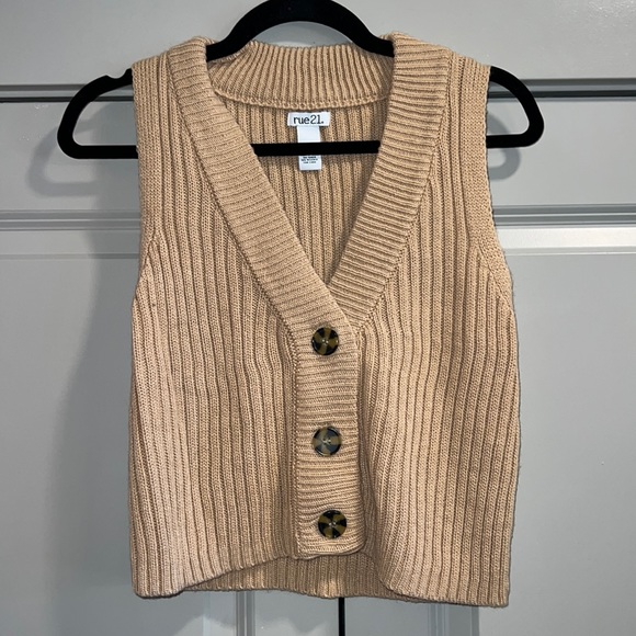 Rue21 Tops - Rue 21 Size XS Cropped Sweater Vest